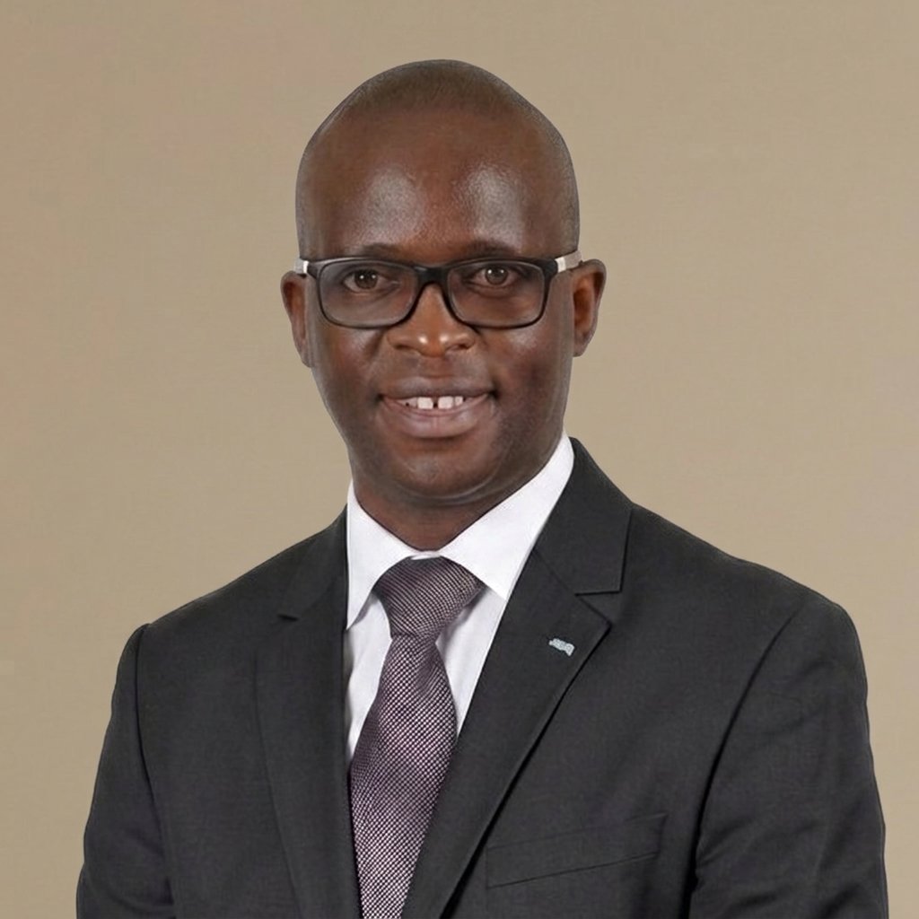 Simbarashe Michael Chiurayi — Finance Executive